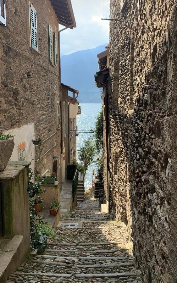 Al Castello Apartment Dervio Luaran gambar